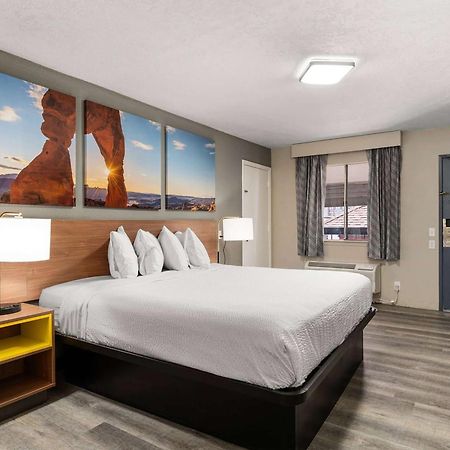 Days Inn By Wyndham Albuquerque Northeast Dış mekan fotoğraf