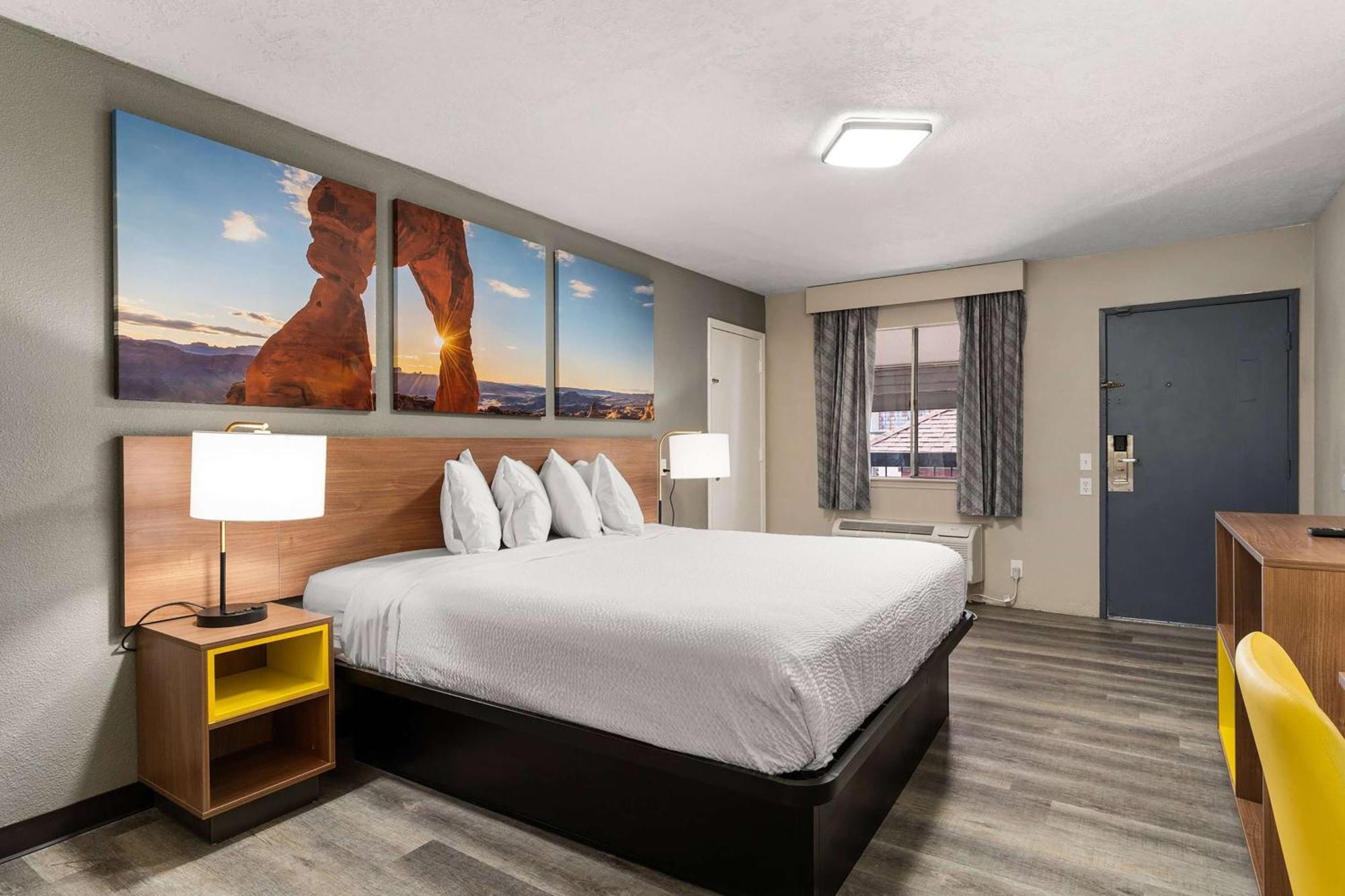 Days Inn By Wyndham Albuquerque Northeast Dış mekan fotoğraf