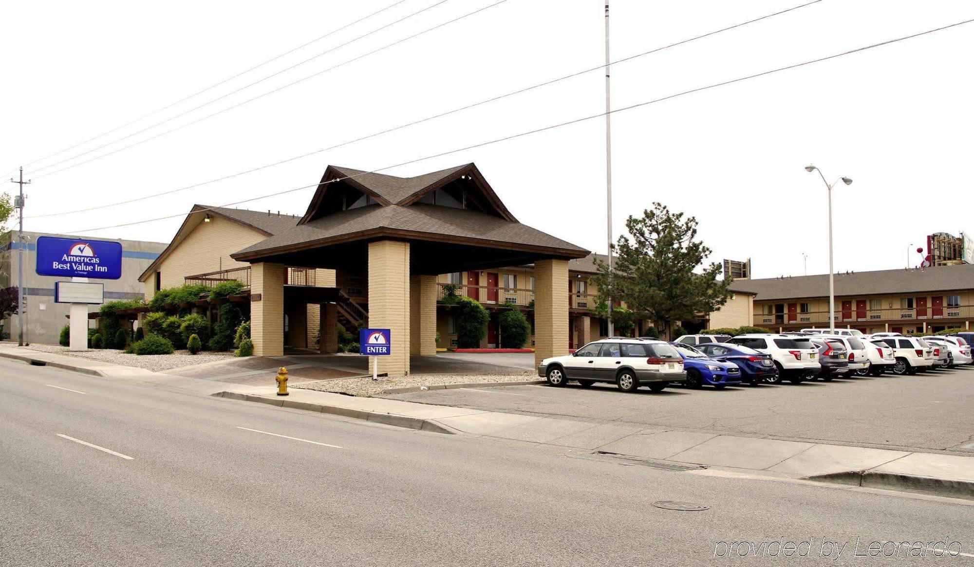 Days Inn By Wyndham Albuquerque Northeast Dış mekan fotoğraf