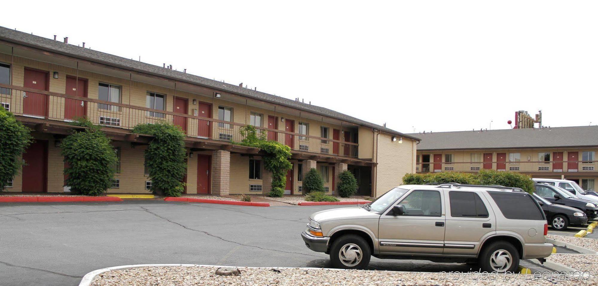 Days Inn By Wyndham Albuquerque Northeast Dış mekan fotoğraf