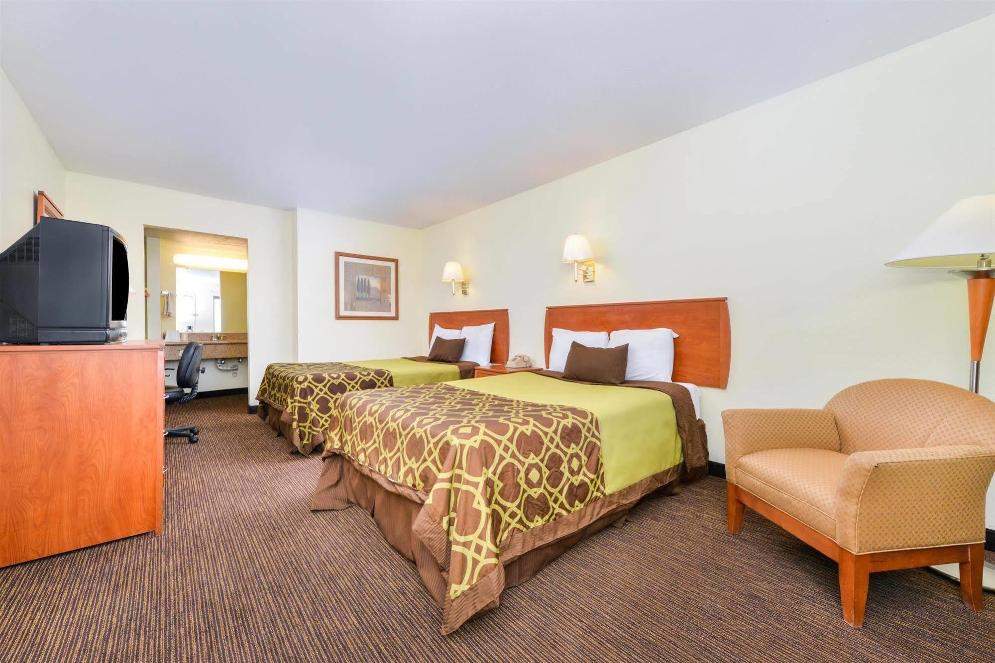 Days Inn By Wyndham Albuquerque Northeast Dış mekan fotoğraf